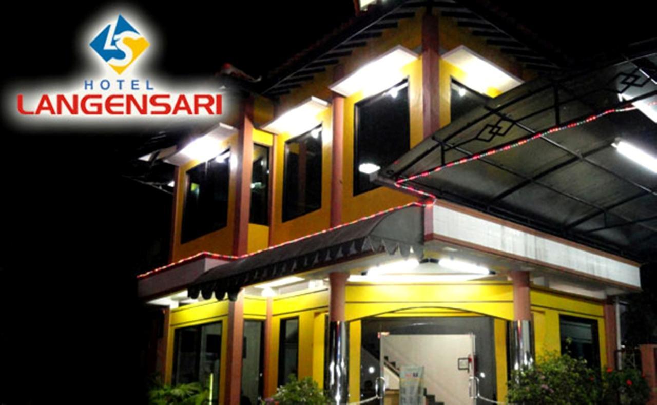 Langensari Hotel Чиребон Экстерьер фото